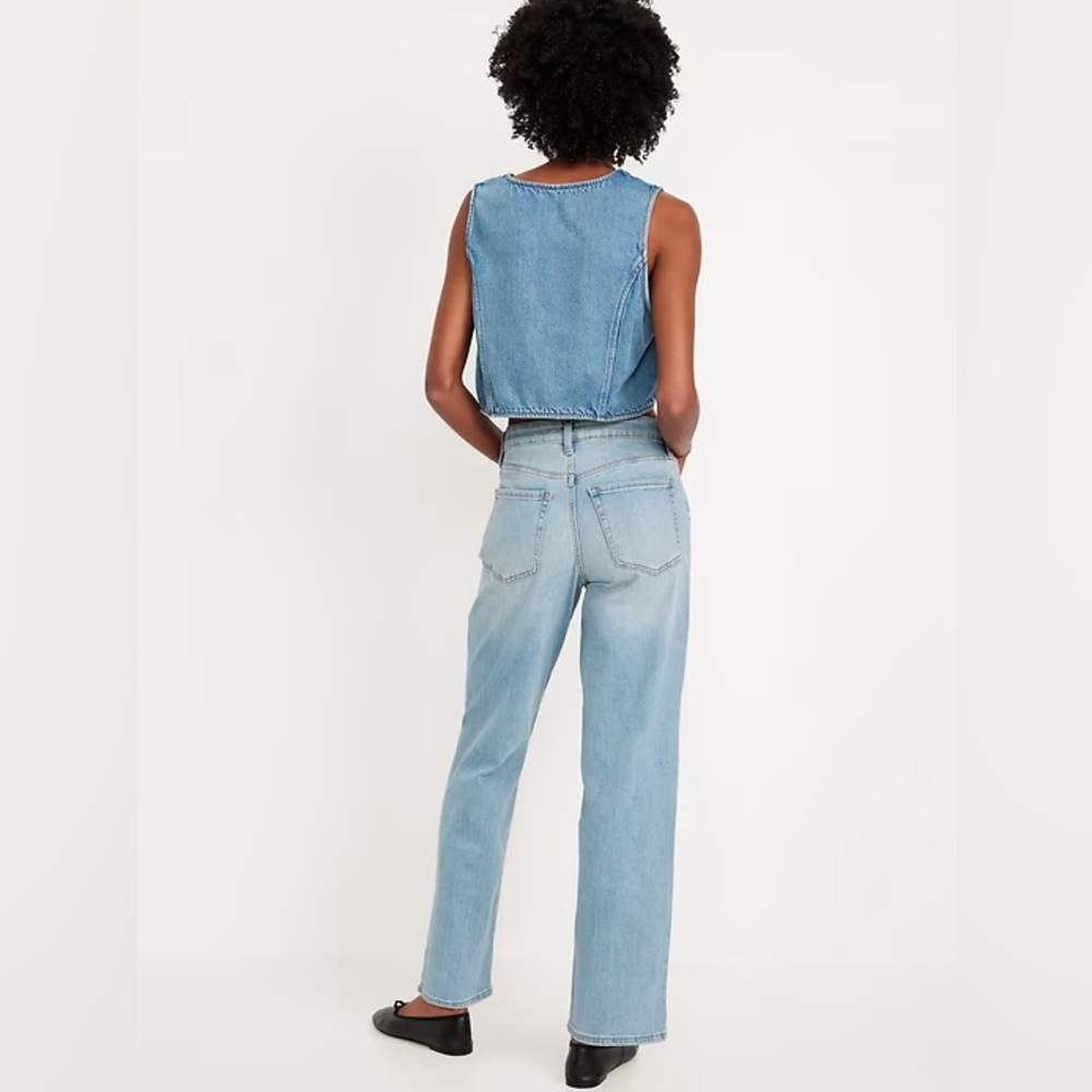 Old‎ Navy High-Waisted Wow Loose Jeans - Picture 2 of 9